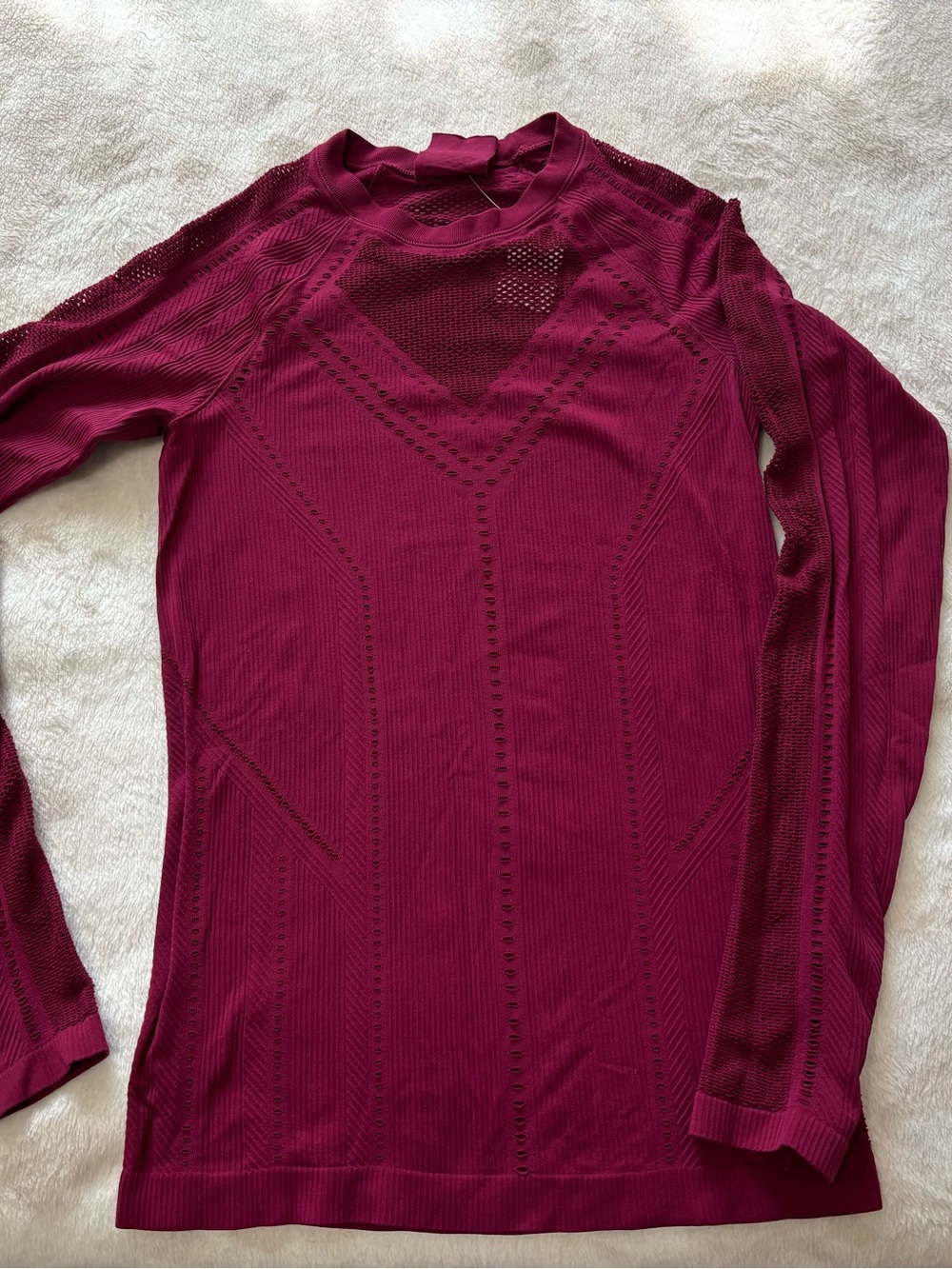 Athleta Oxygen Mesh Long-Sleeve Top in mulberry, Size S